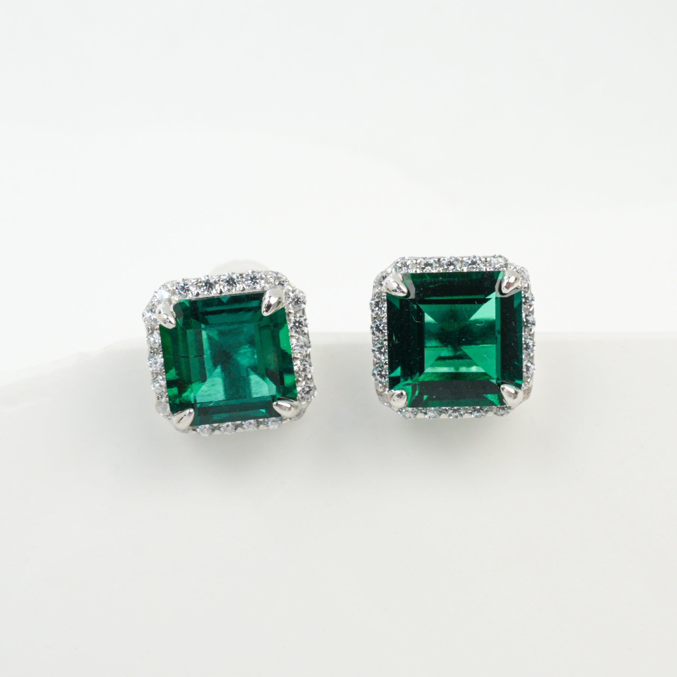 Cultivated Emerald - Luxurious Sugar Cube Earrings