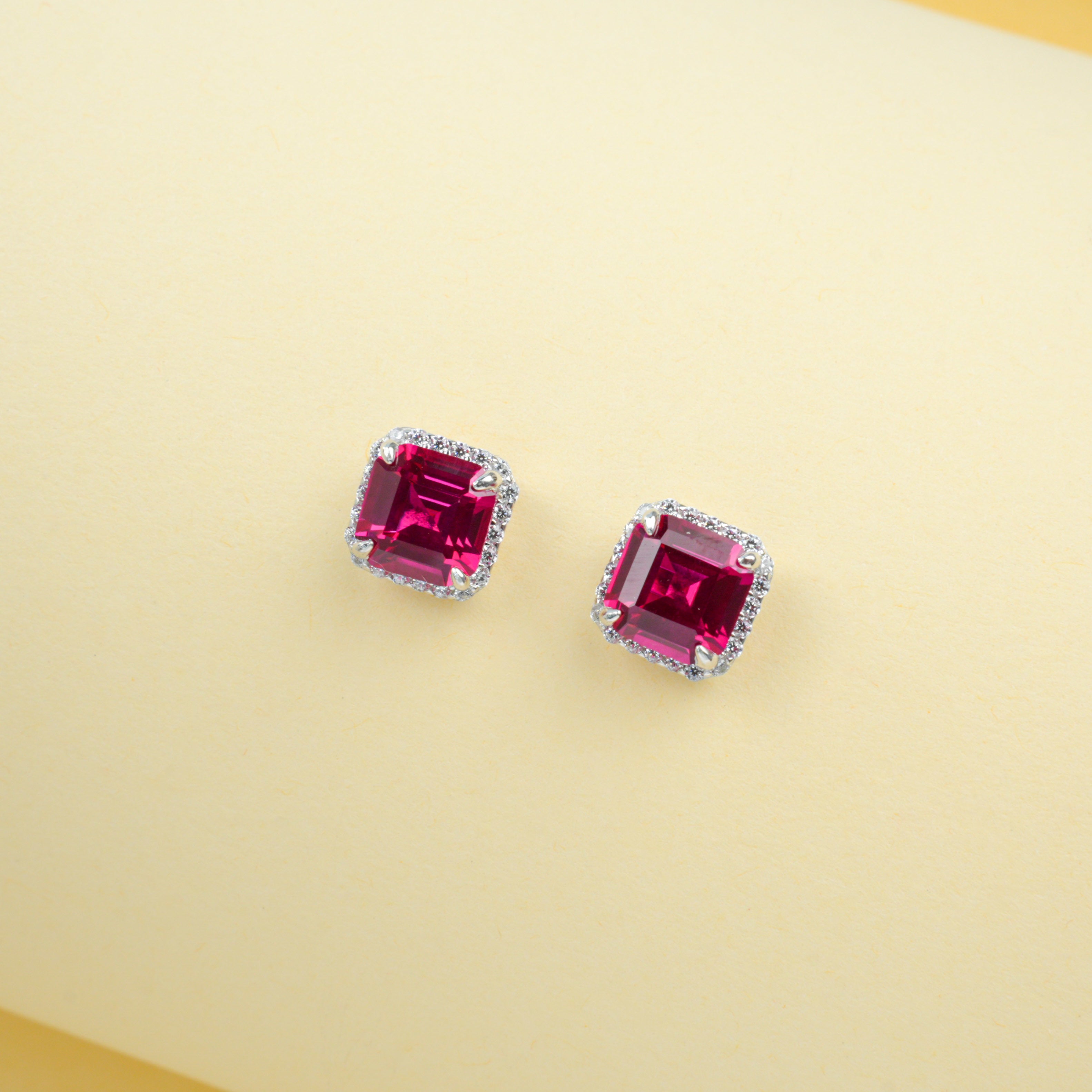 Cultivated Emerald - Luxurious Sugar Cube Earrings