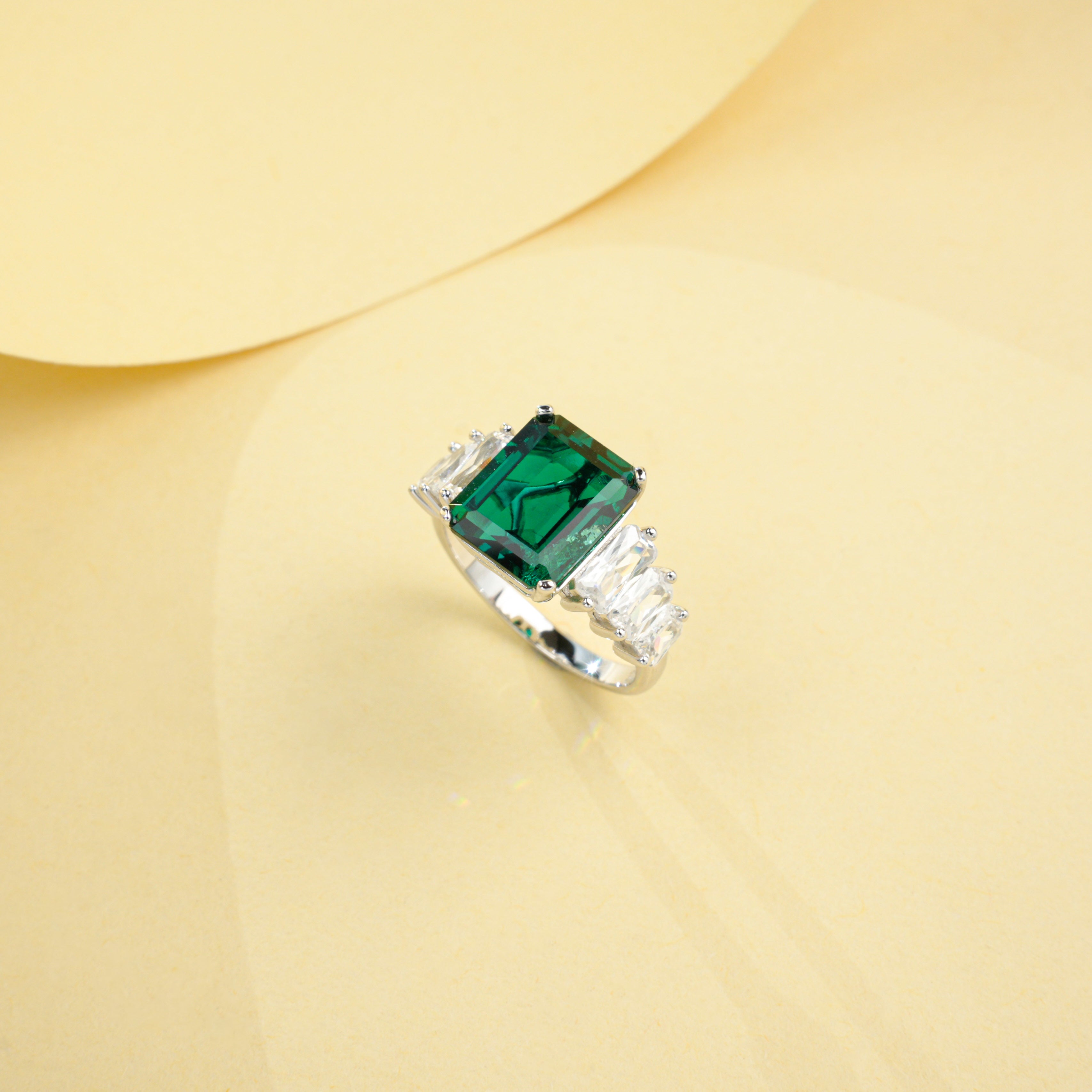 Lab-Grown Sapphire - Crystal Cluster Square Court Deep Blue Ring