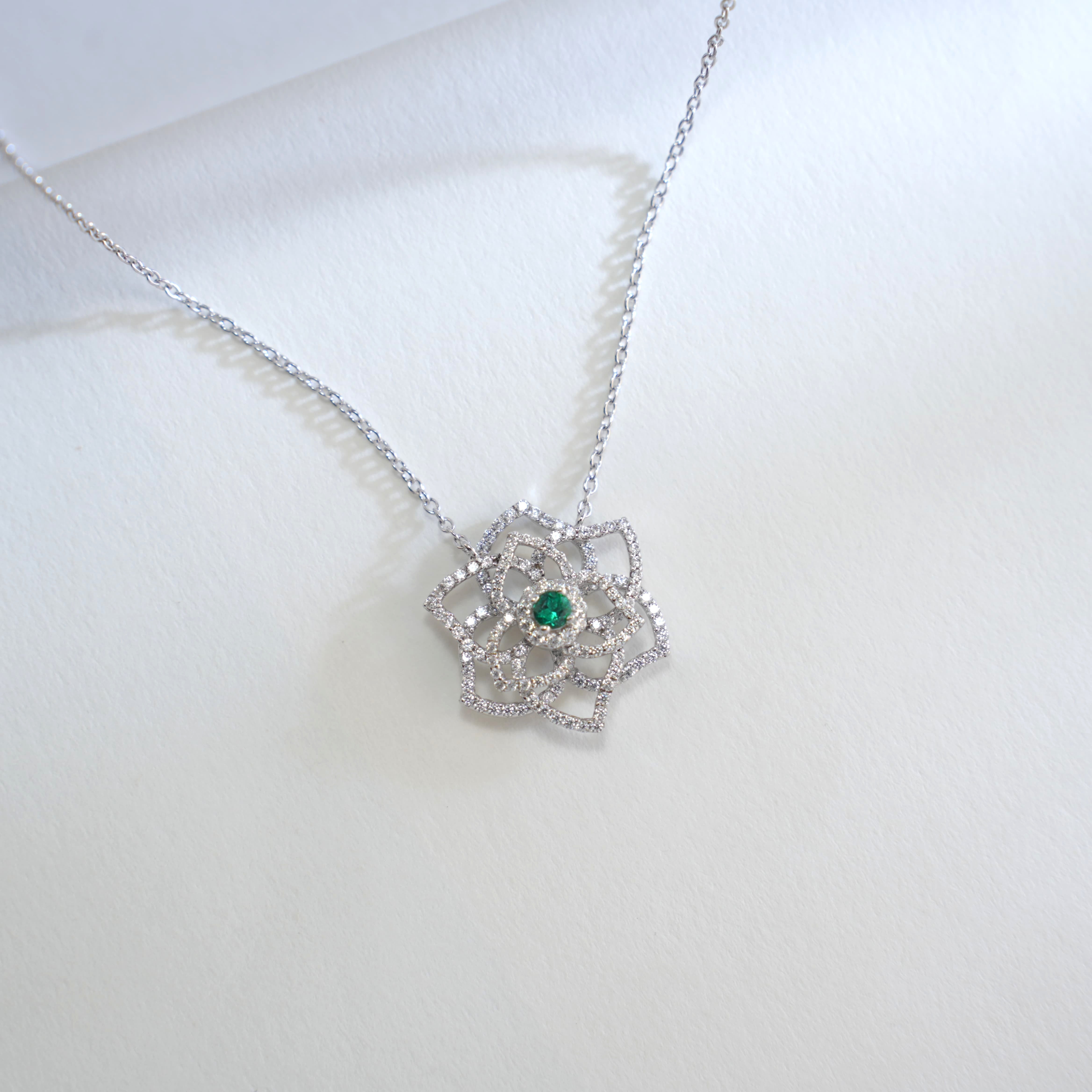 Morning Dew Among Flowers | Diamond Petals Emerald Blossom Necklace