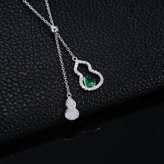 Double Blessing | Hollow Gourd Set with Diamonds Emerald Necklace