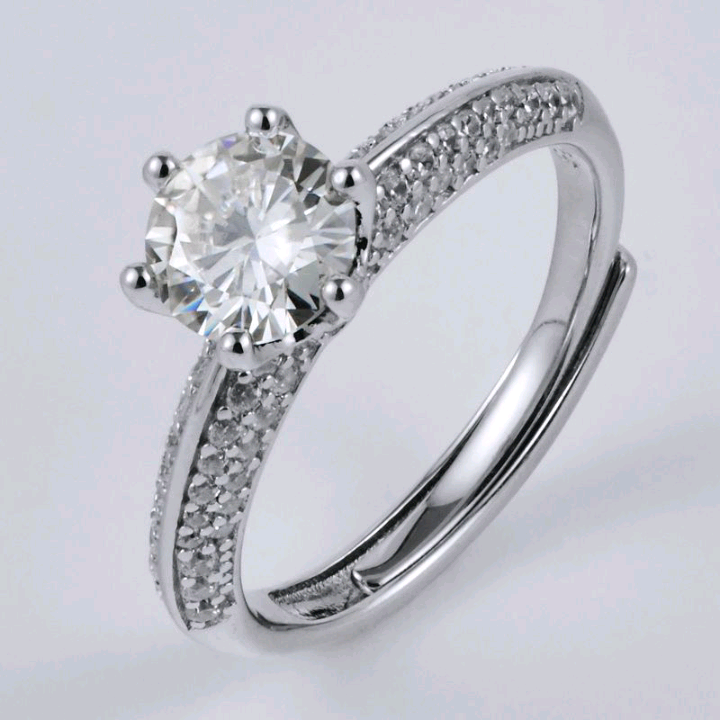 Lab-grown diamond - ring