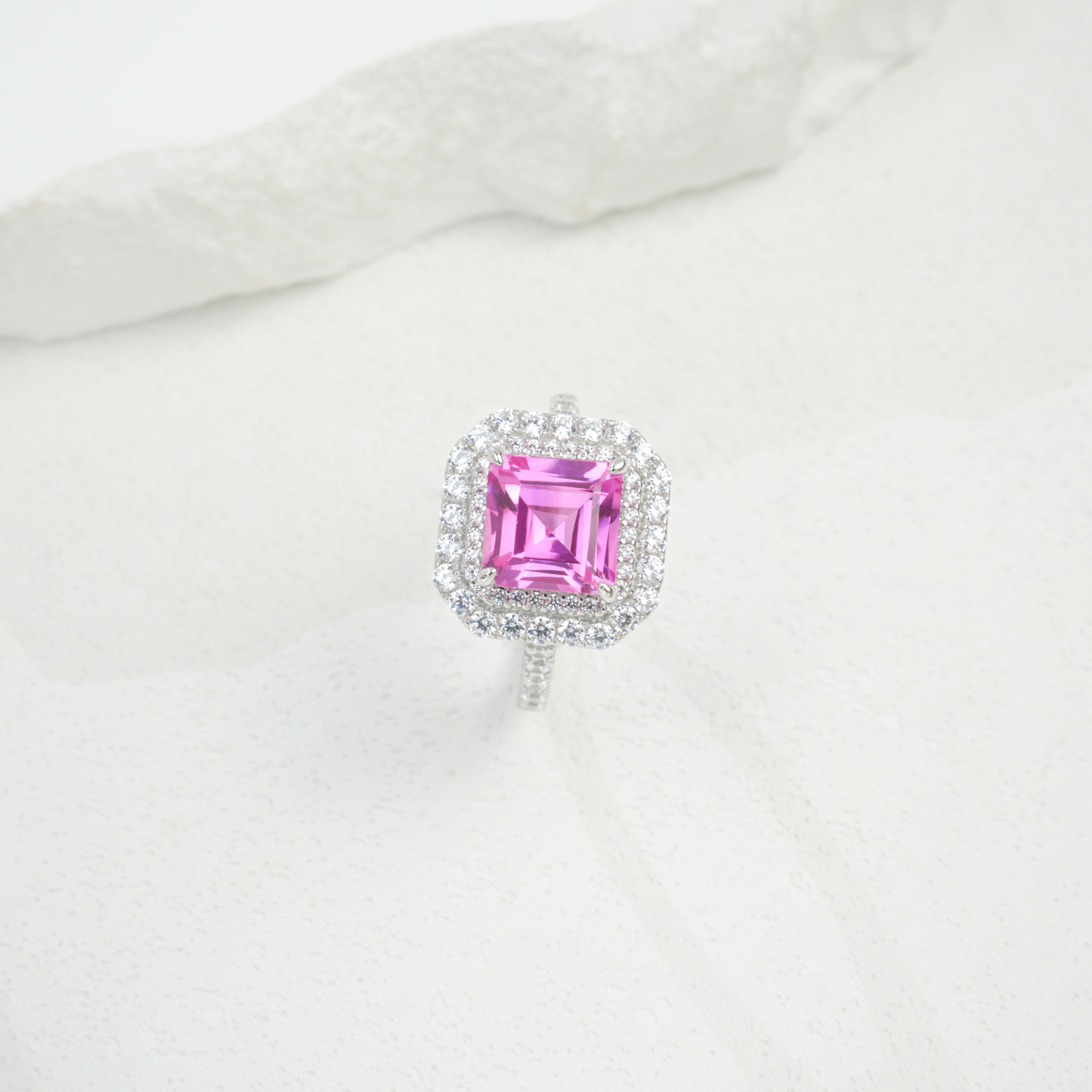 ab-Grown Sapphire - Diamond-Surrounded Square Court Deep Blue Ring