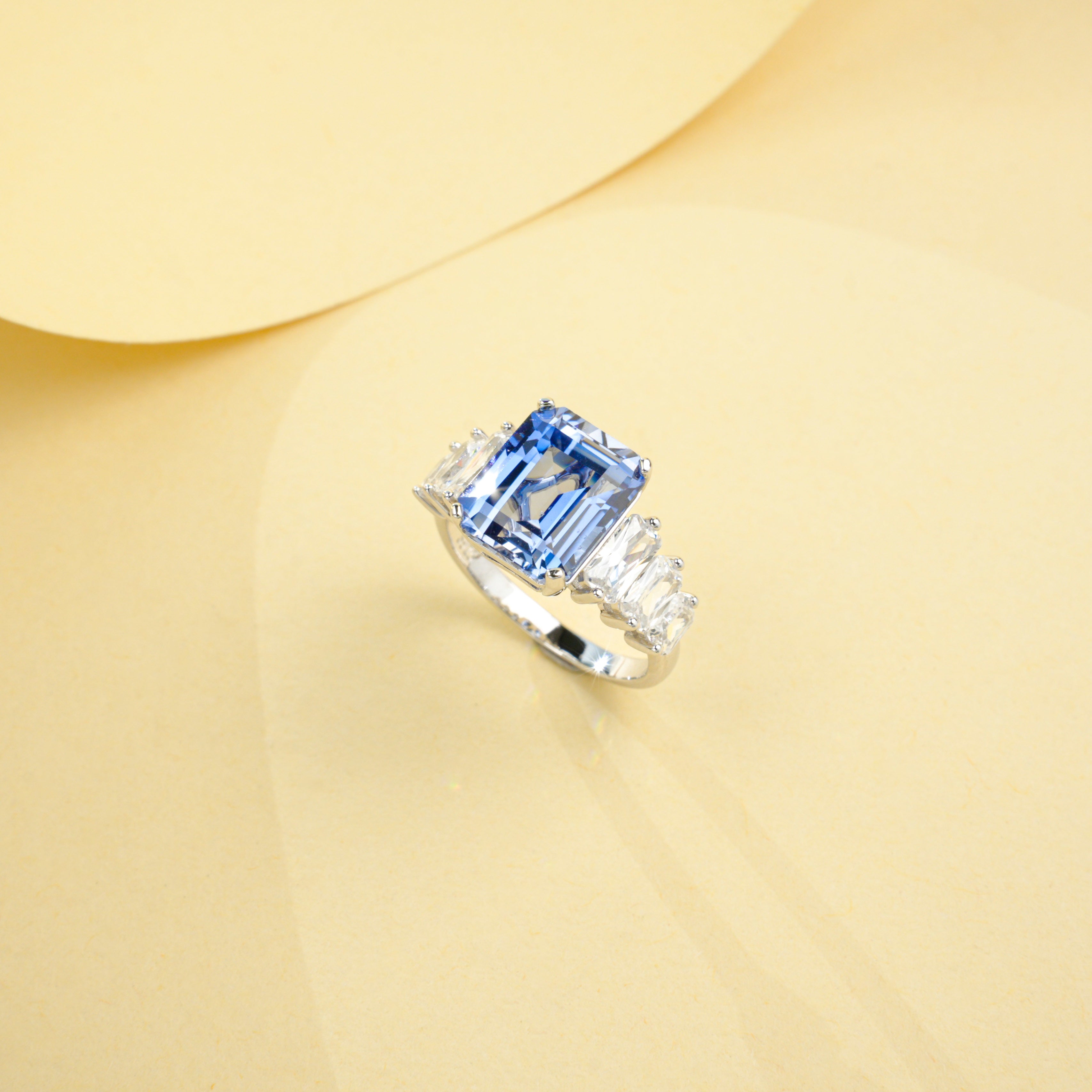 Lab-Grown Sapphire - Crystal Cluster Square Court Deep Blue Ring