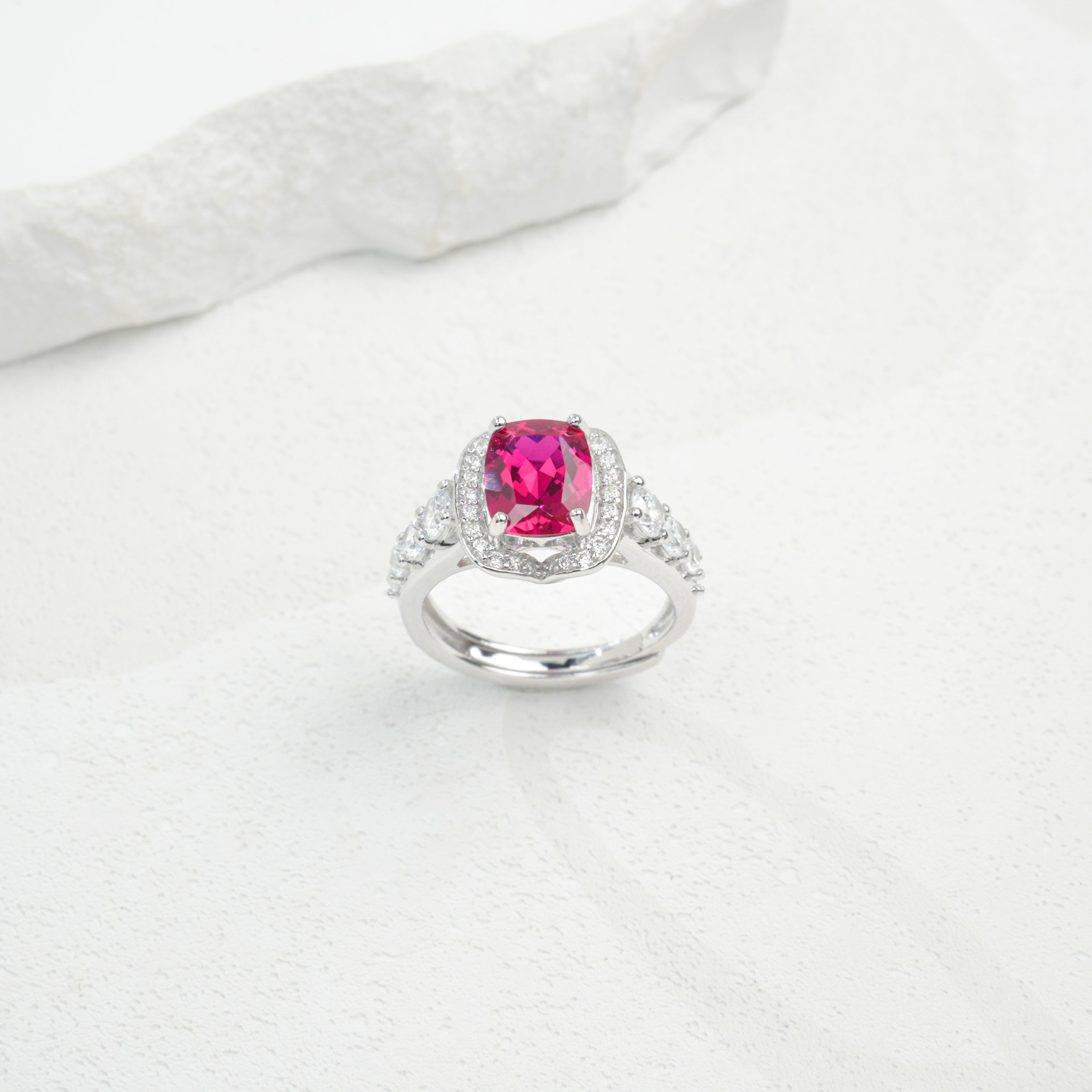 Lab-Grown Emerald - Diamond-Wing Square Emerald Streaming Light Ring