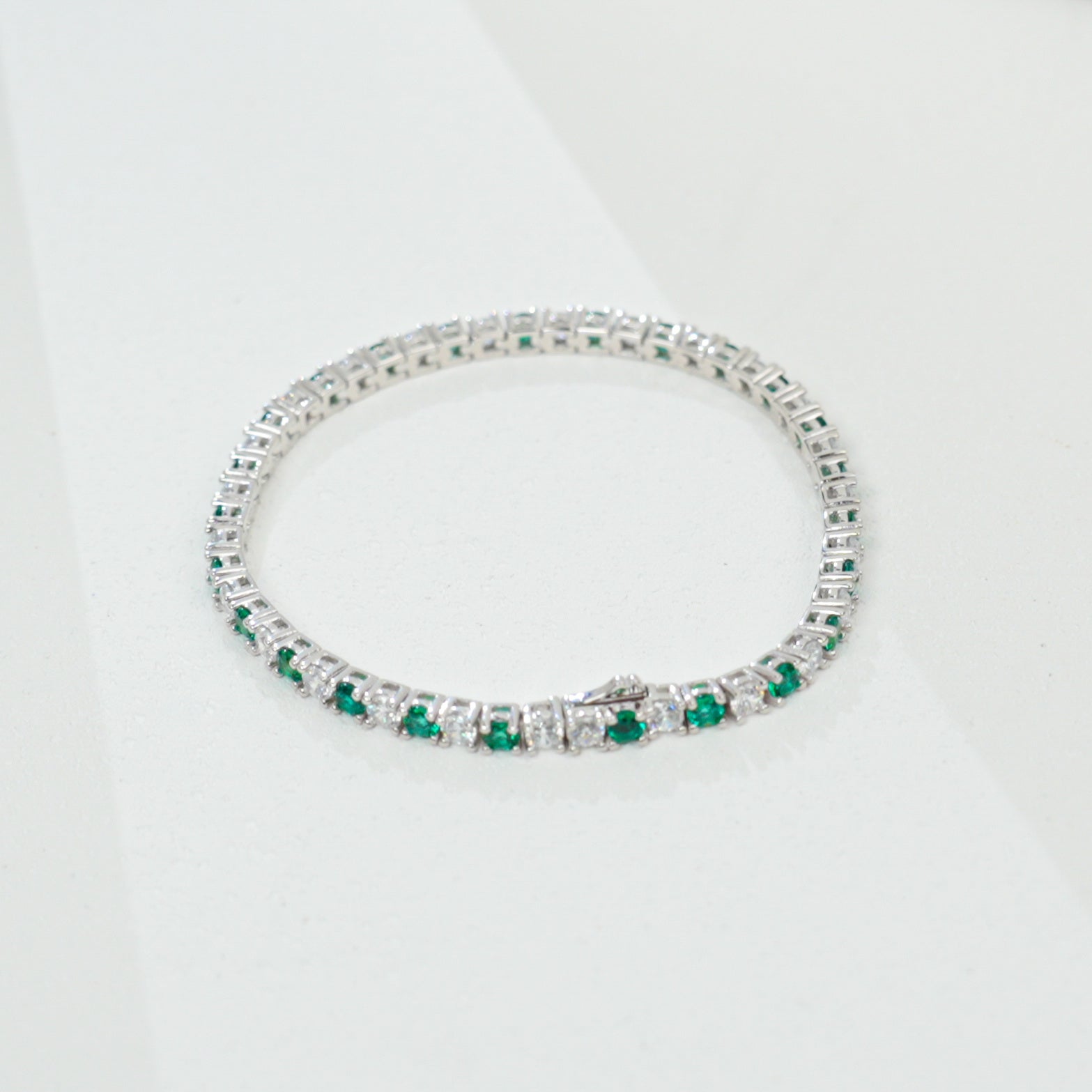 Lab-Grown Emerald - Emerald Diamond Fully Pavé Circle-Wrist Bracelet