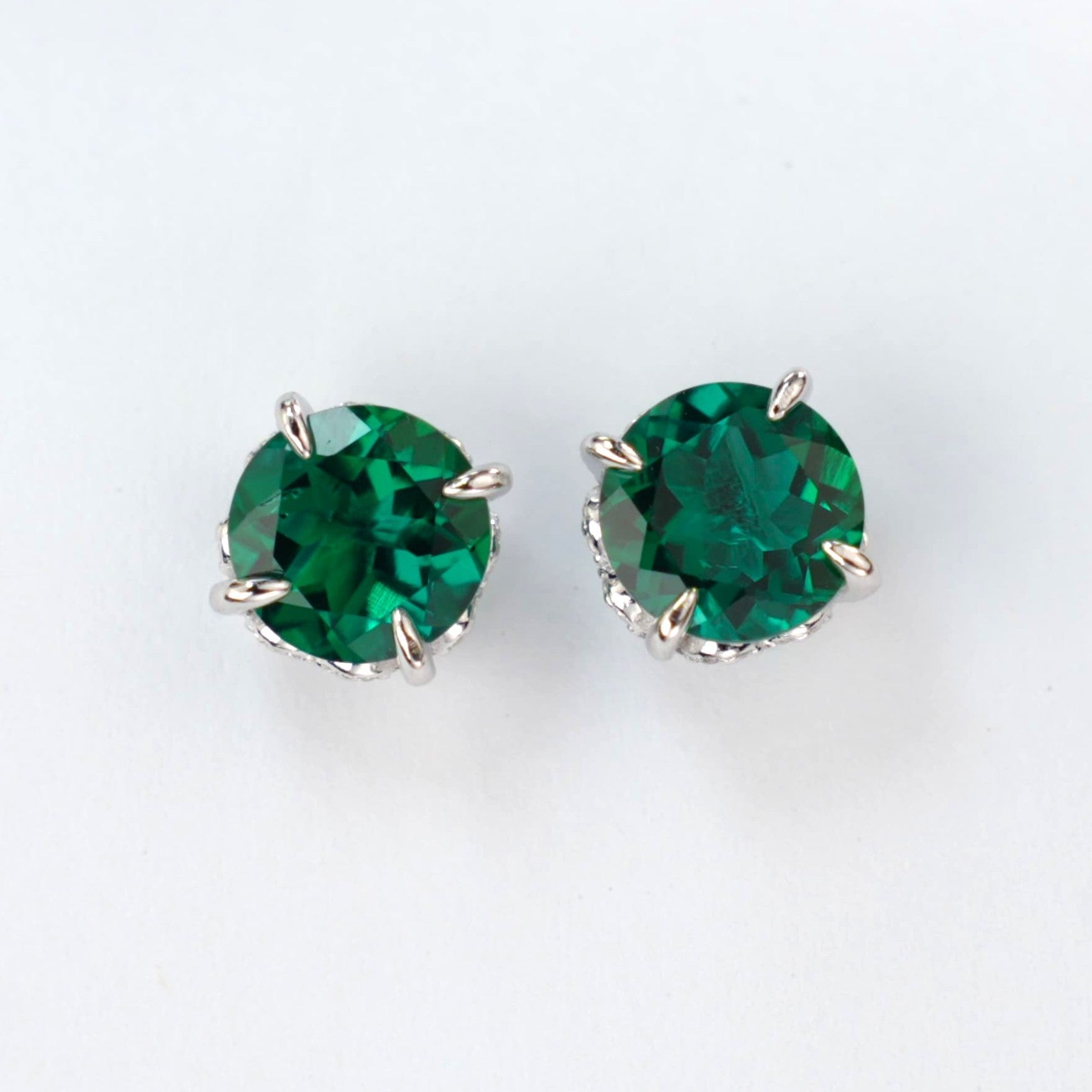 Lab-Grown Emerald - Green Round Diamond Stud Minimalist Earrings