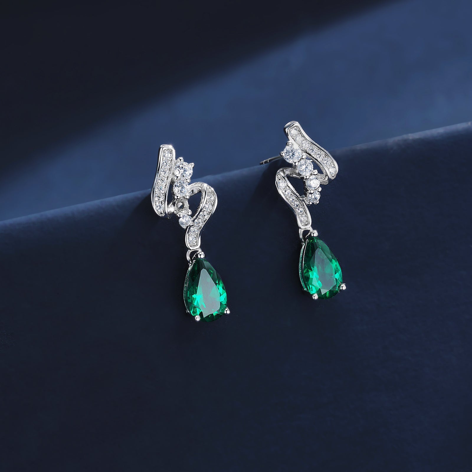 Lab-Grown Emerald - Dewy Emerald Diamond Swirled Soft Curve Earrings