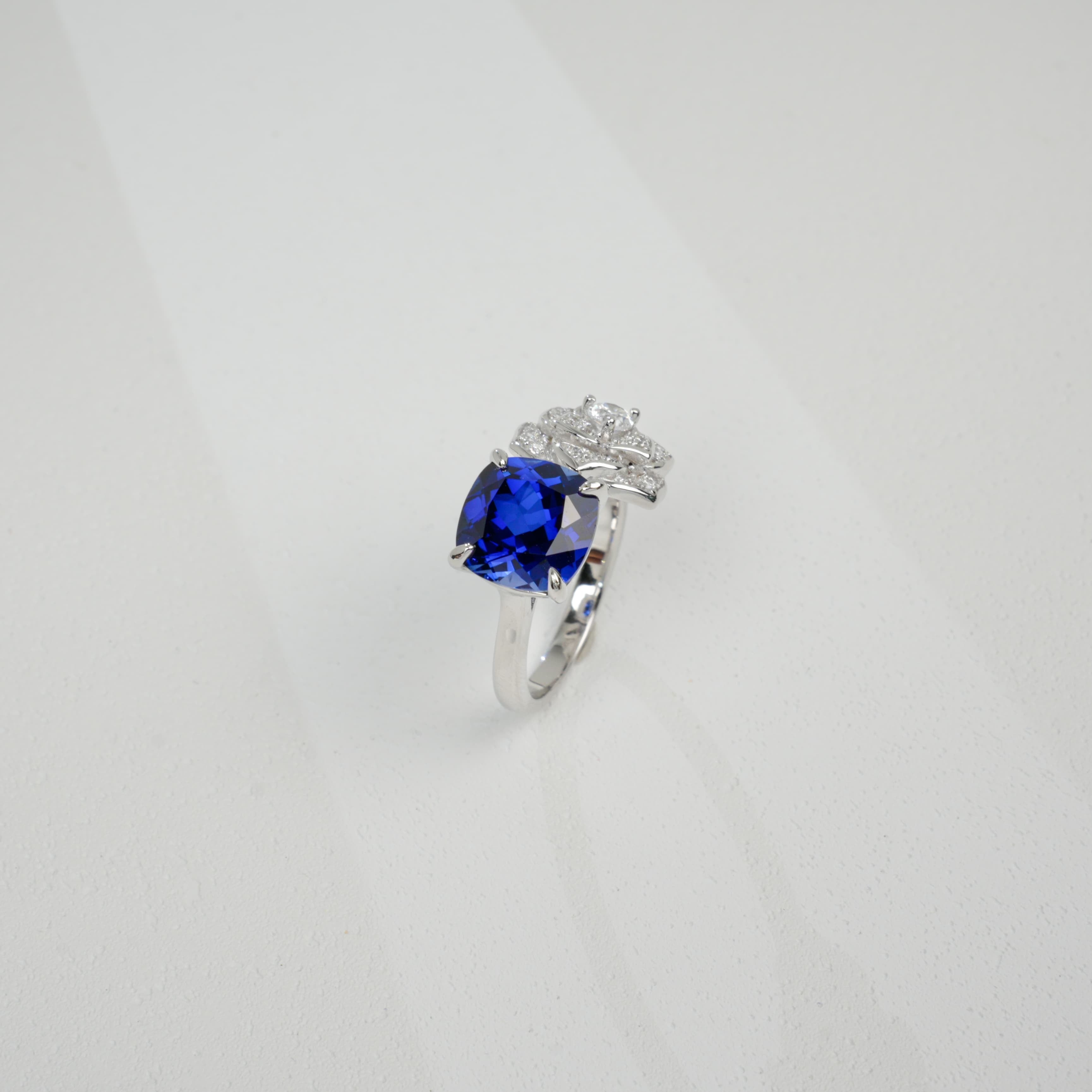 Lab-Grown Ruby - Cushion Ruby Diamond Blooming Luxury Ring