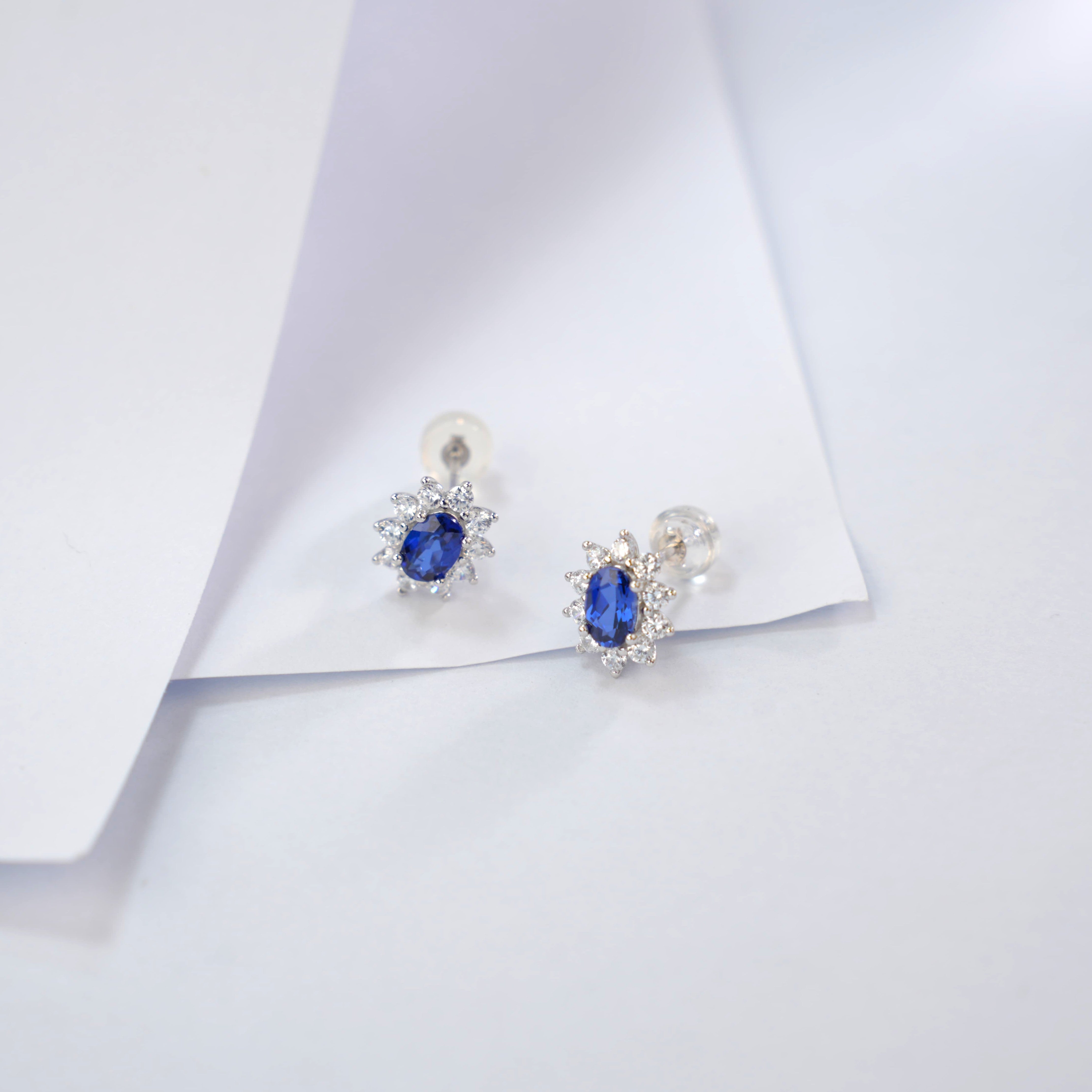 Lab-Grown Emerald - Oval Emerald Diamond Star Cluster Stud Earrings