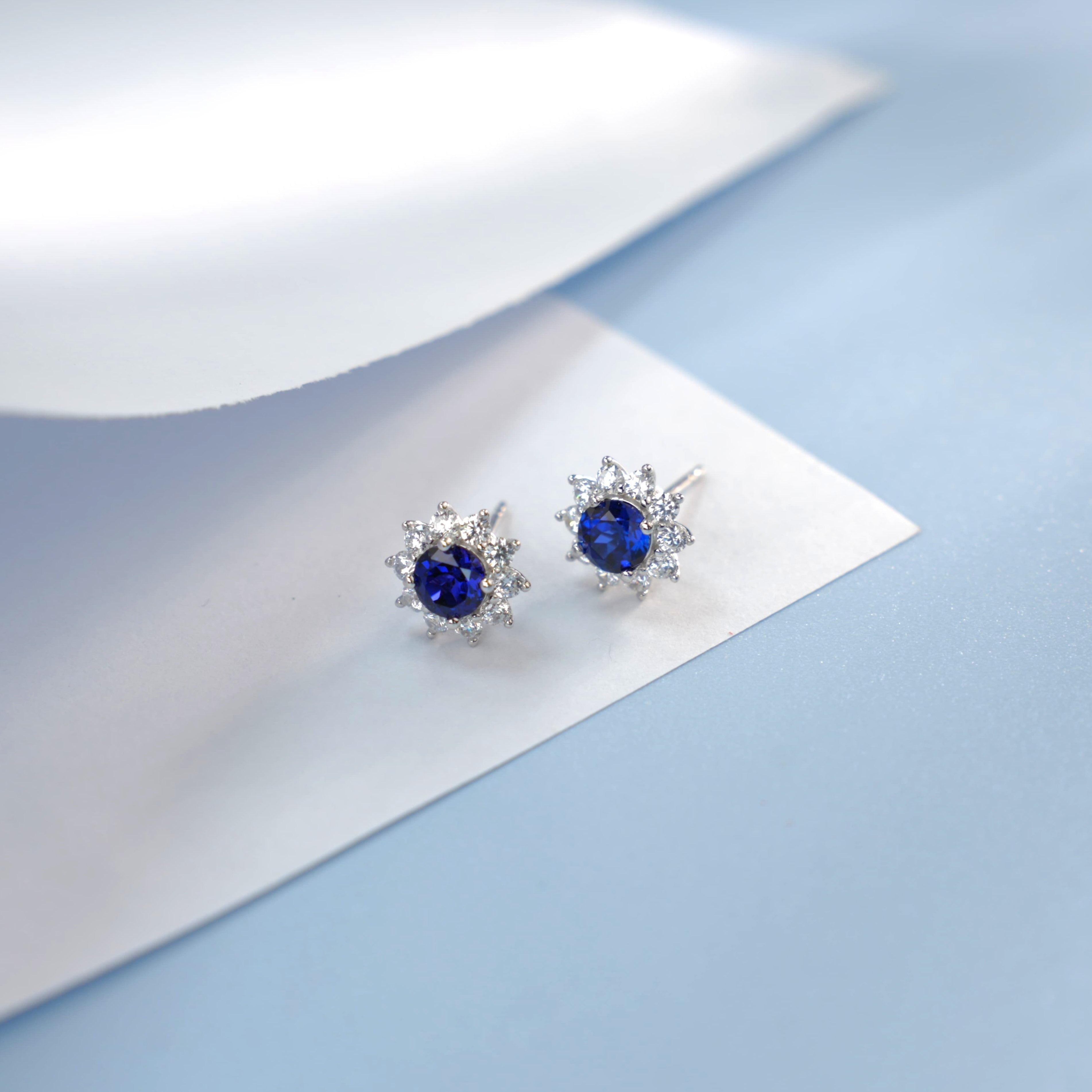 Lab-Grown Emerald - Round Emerald Diamond Starburst Stud Earrings