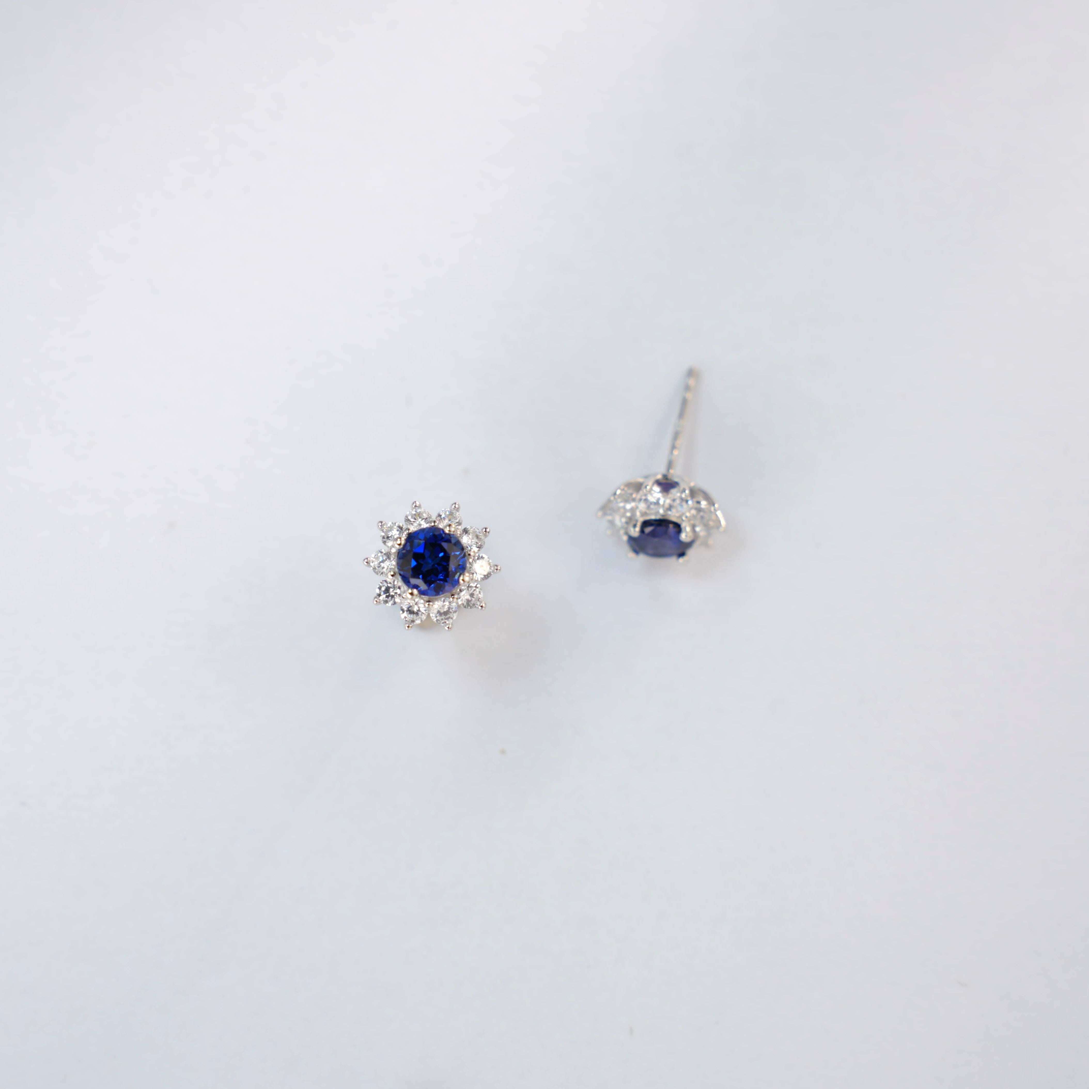 Lab-Grown Emerald - Round Emerald Diamond Starburst Stud Earrings