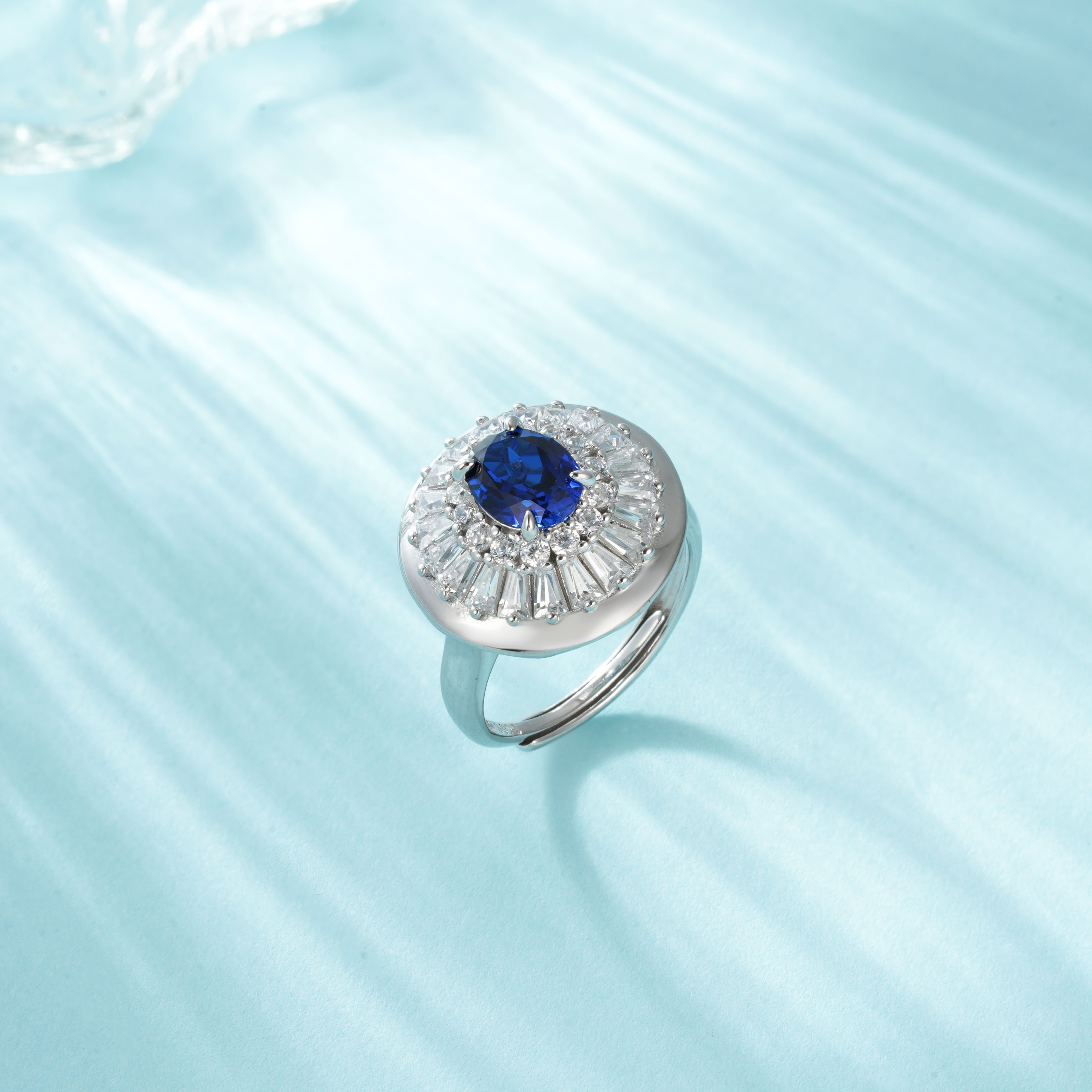 Lab-Grown Emerald - Oval Emerald Diamond Starburst Ring