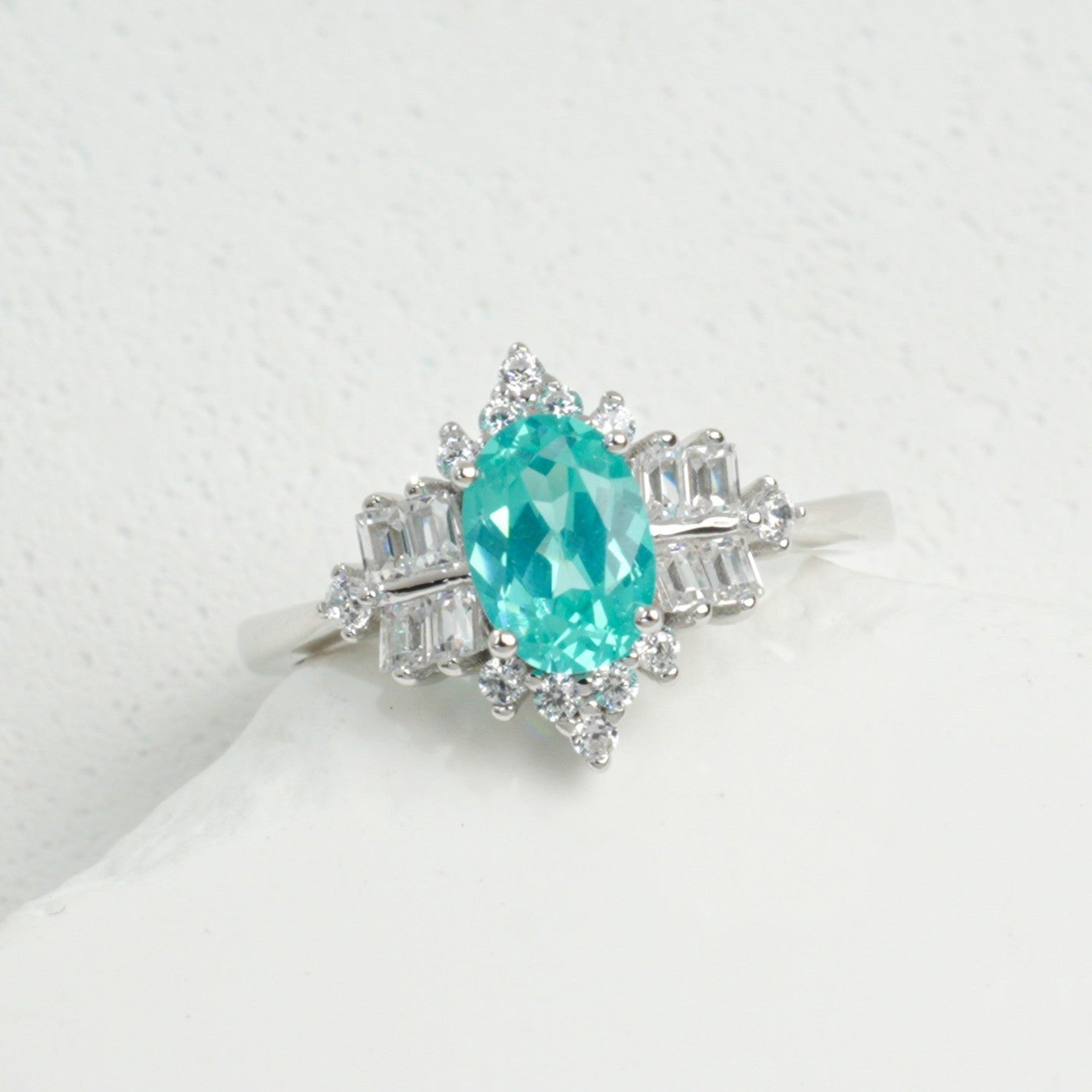 Oval Paraiba Ring