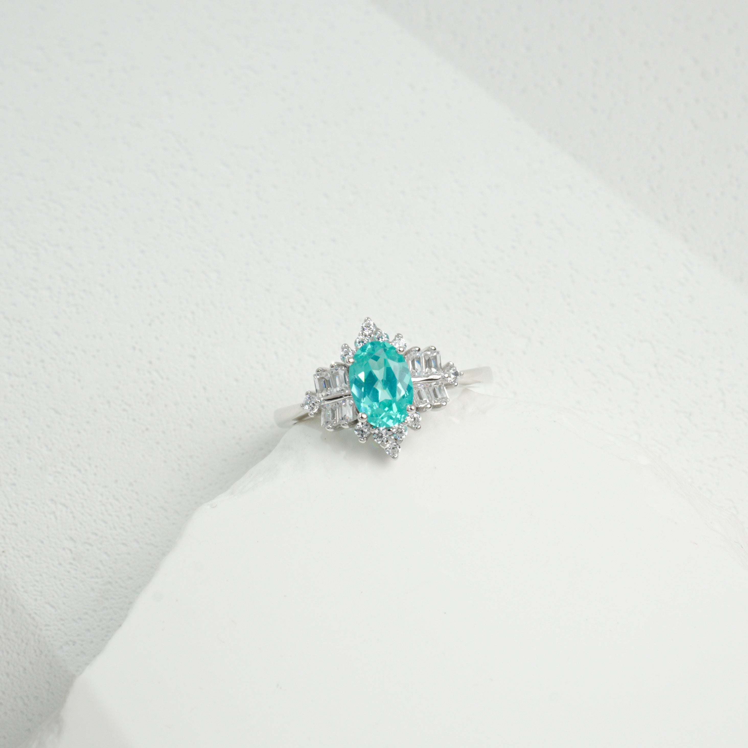 Oval Paraiba Ring