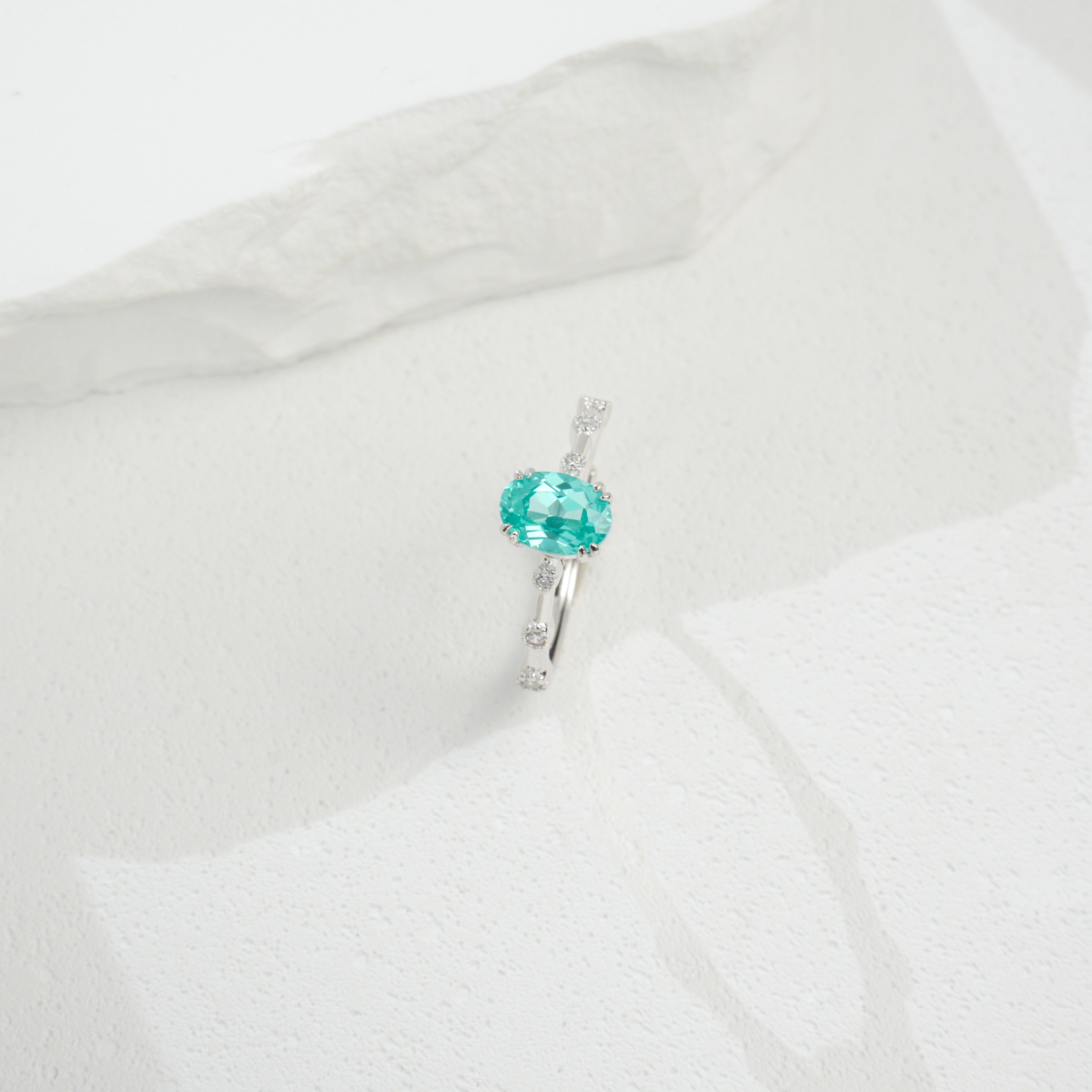 Oval Paraiba Ring