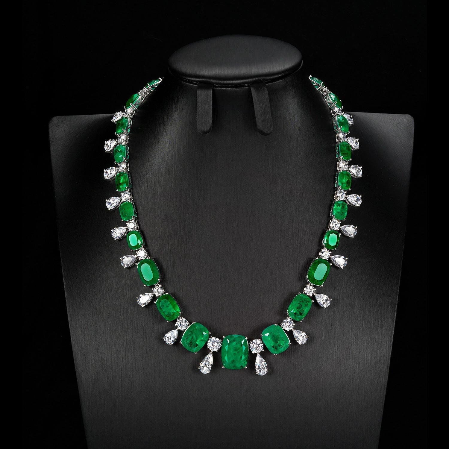 Luxury Emerald Statement Necklace
