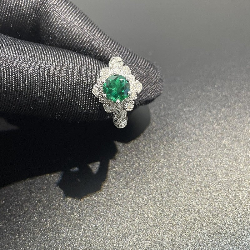 Vintage Flower Emerald Halo Ring